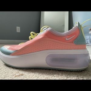 Nike Air Max Dia SE